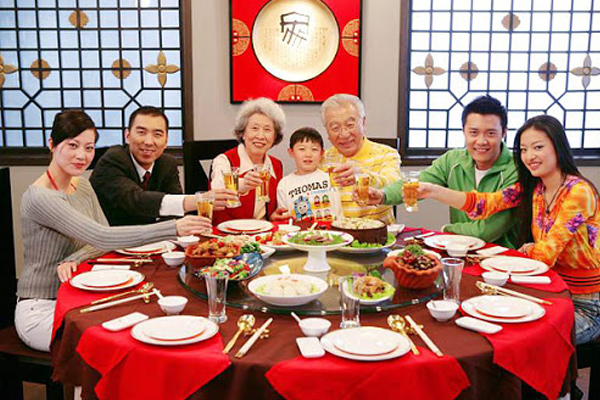 Chinese Family Reunion Dinner 
